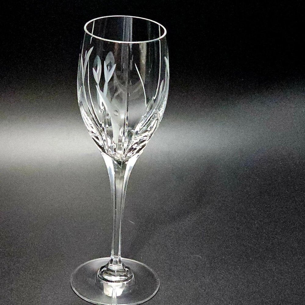 2 Mikasa Calla Lily Wine Glass 8.5" frosted cut crystal floral sculpted stem - Picture 9 of 9
